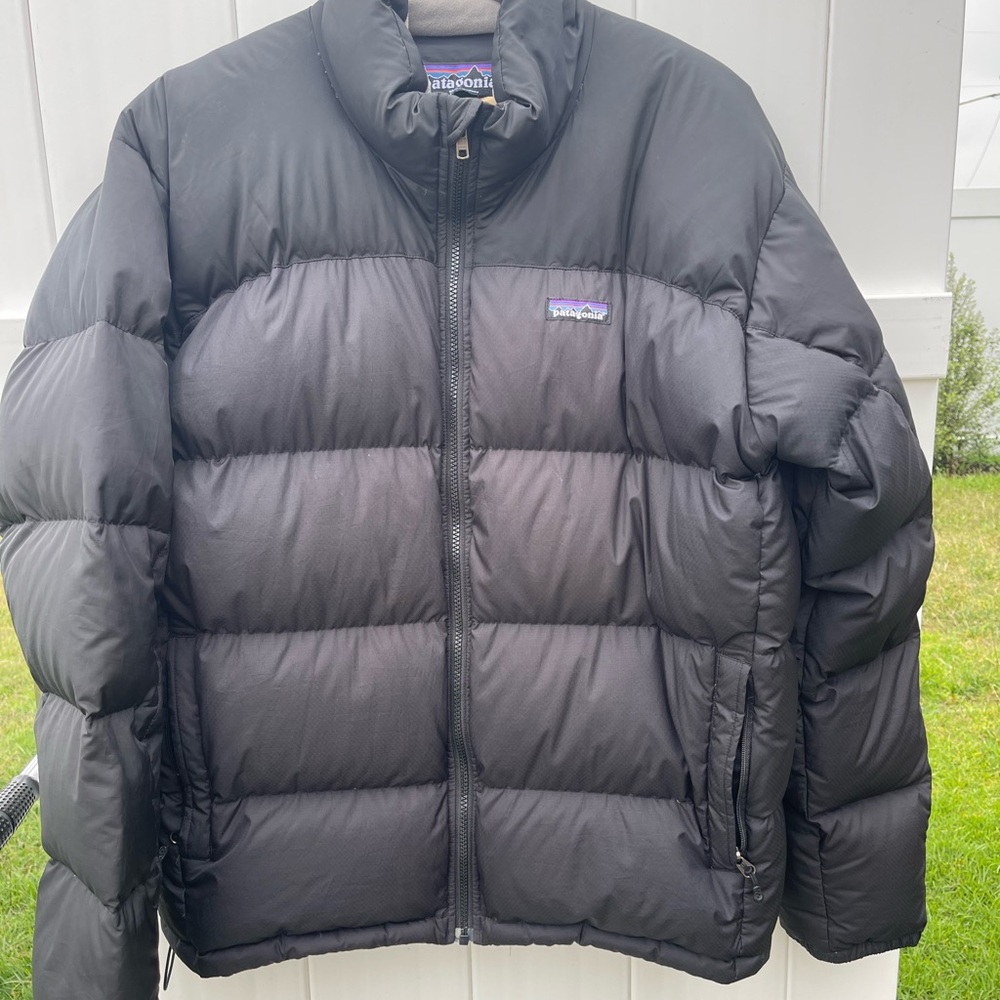 patagonia men’s Black Puffer Jacket